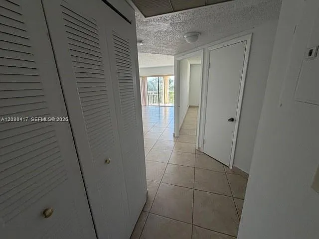 Las Vistas At Doral Condo — Photo 2