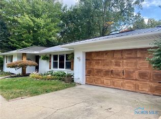 4605 Oakhurst Dr, Sylvania, OH 43560