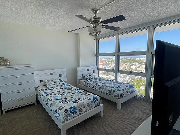 531 N Ocean Blvd #1809 — Photo 21