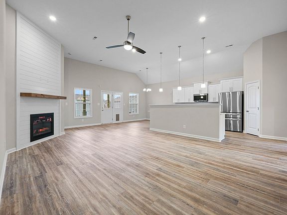 4th image of 2228 Dottie Ln Lot 318