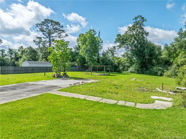 2235 Pinewood Dr S, Lake Charles, LA 70607