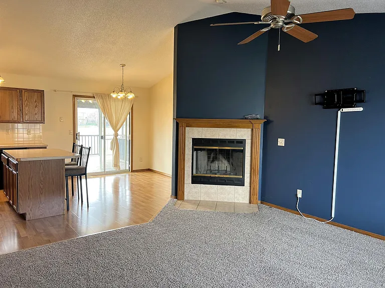 1909 E Summerwood St — Photo 13