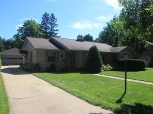 1109 Lindbergh Ave, Stevens Point, WI 54481