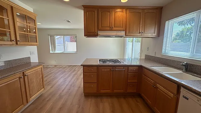 329 Regis Ave — Photo 23