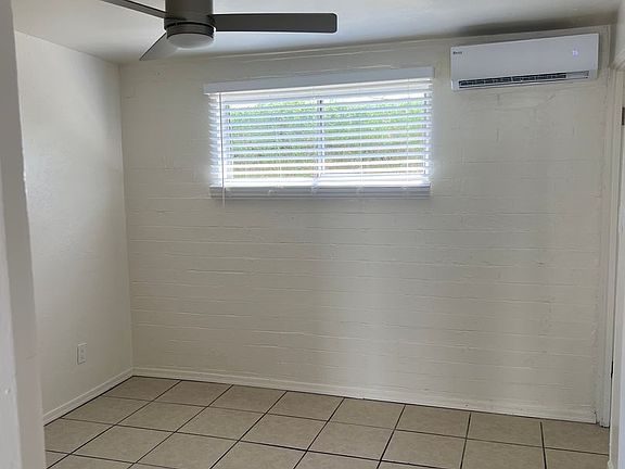 5th image of 3414-3426 E Kleindale Rd #3424C