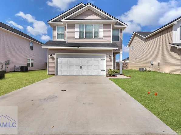 38 Centennial Ct, Hinesville, GA 31313