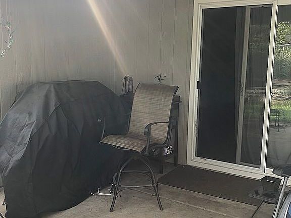 3rd image of 609 Teakwood Dr