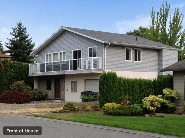 4127 Cabot Pl, Saanich, BC V8N 4V9