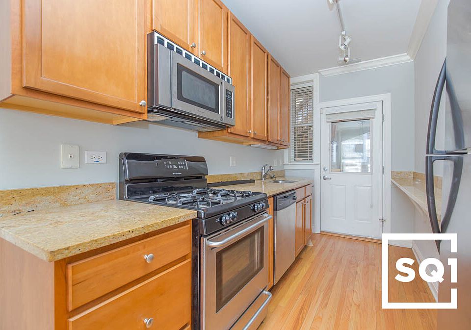 1st image of 4863 N Hermitage Ave #4865-2W