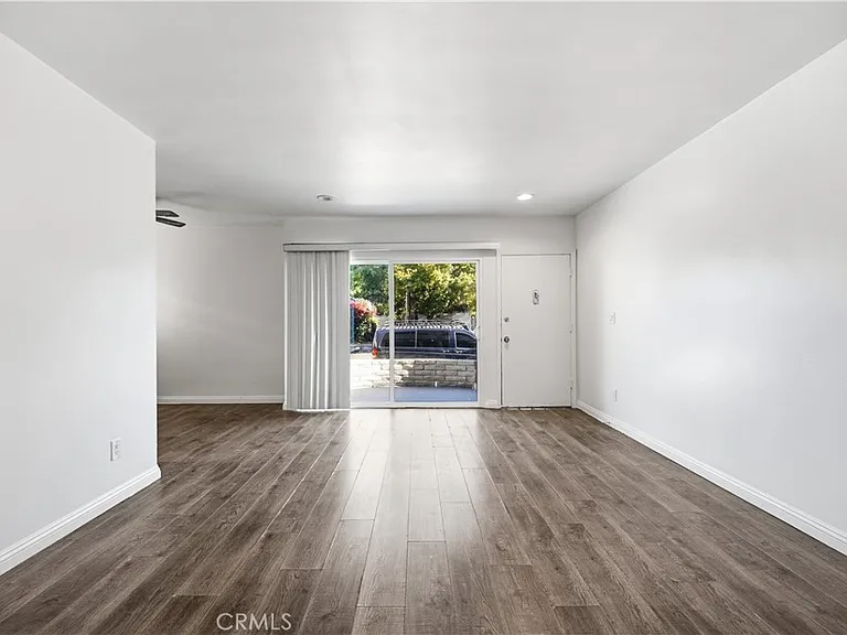 10715 Moorpark St #1 — Photo 1