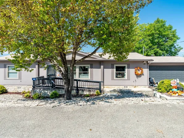 325 Coyote Ridge Dr, Kerrville, TX 78028