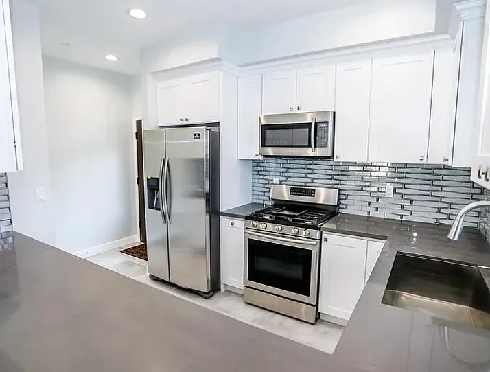 12610 Vanowen St #2 — Photo 5