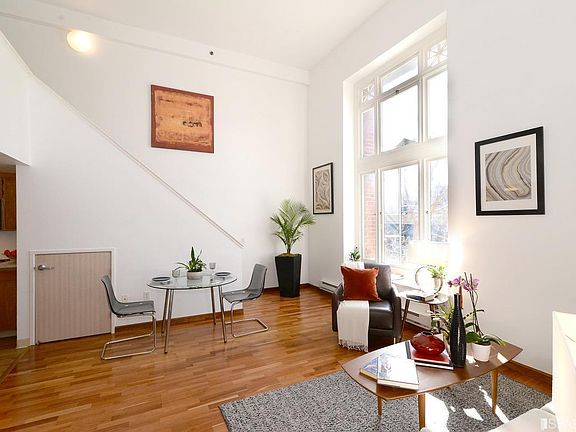 5th image of 95 McCoppin St APT E205