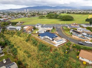 98-1613 Hoolauae St, Aiea, HI 96701
