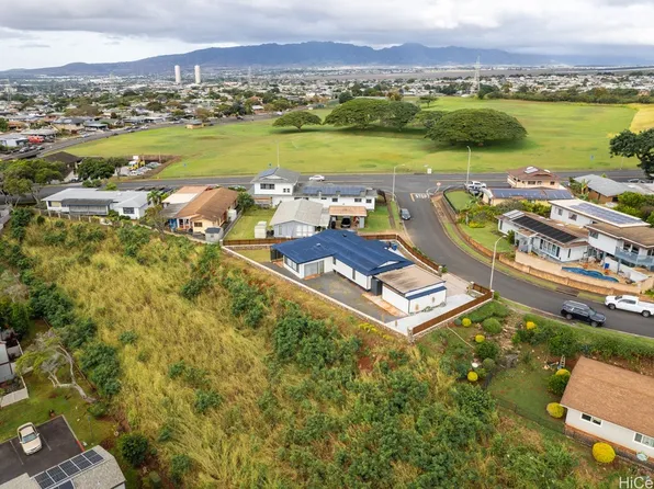 98-1613 Hoolauae St, Aiea, HI 96701