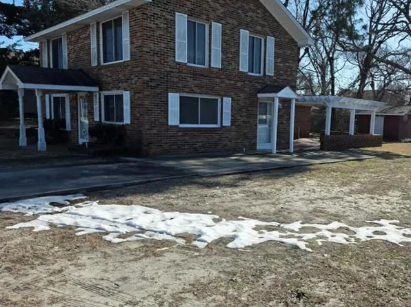 608 Cedar St, Beaufort, NC 28516