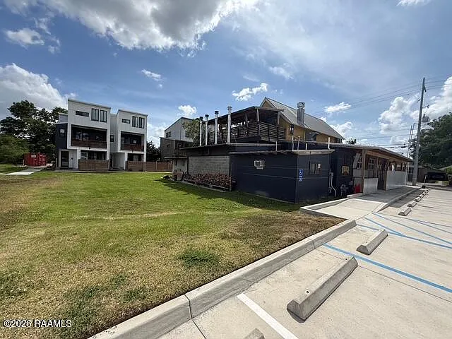 1120 S Washington St #A — Photo 17