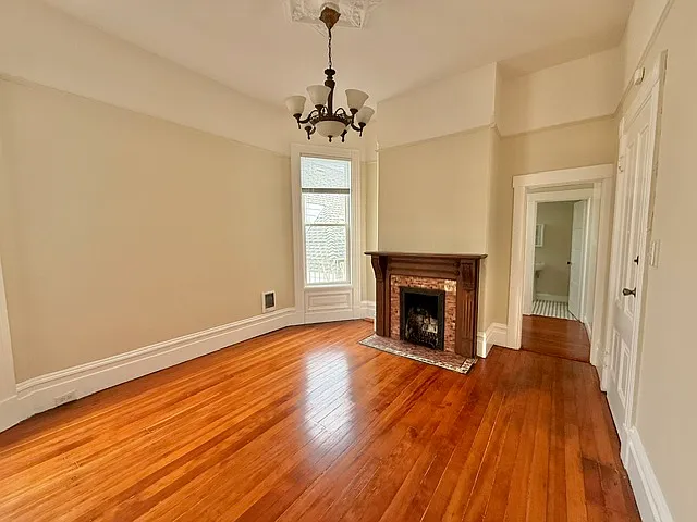2275 Sutter St #10 — Photo 2