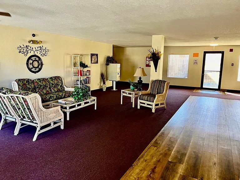 2094 Mesquite Ave #203 — Photo 6