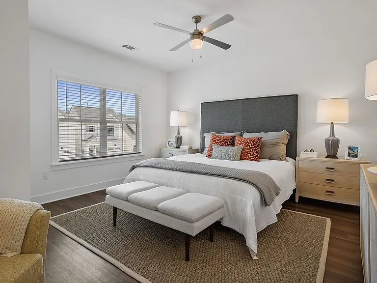 4107 Prentice St — Photo 14