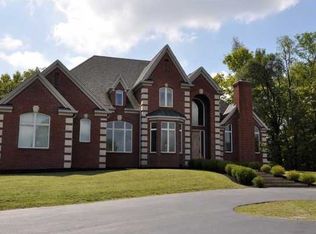 105 Rollington Rd, Pewee Valley, KY 40056