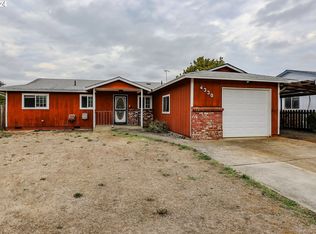 4330 Coronado Dr, Roseburg, OR 97471
