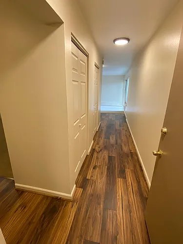 400 W Roy St #104 Photo 1