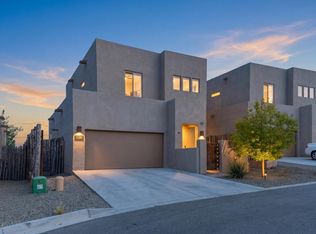 7240 Vista Serena Loop, Santa Fe, NM 87507