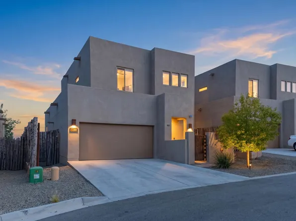 7240 Vista Serena Loop, Santa Fe, NM 87507