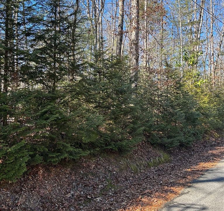 1st image of 686 W Cove Dr