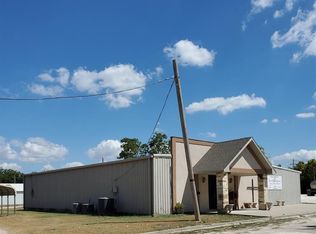 311 N Avenue D, Clifton, TX 76634