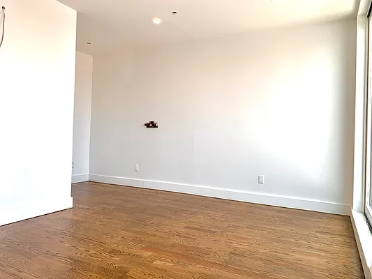 Rented by Lofts and Flats LLC | media 21