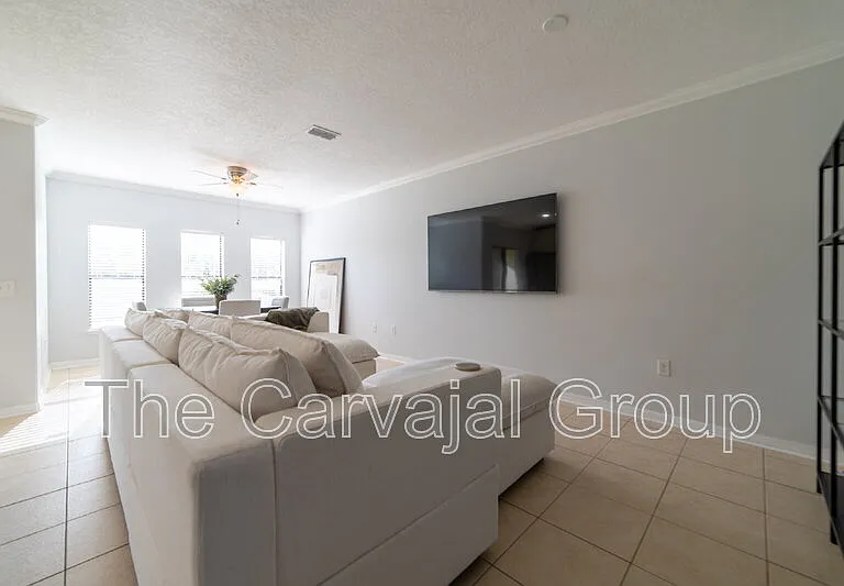 2210 Seven Oaks Dr — Photo 13