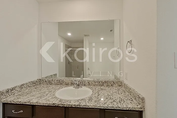 962 Shady Brk — Photo 16