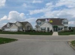 505 Cobblestone Cir, Harvard, IL 60033