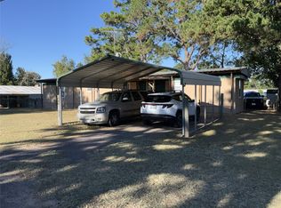 408 Leathers Ln, Jewett, TX 75846