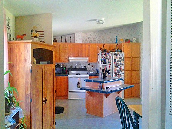 4th image of 7126 Teal Dr