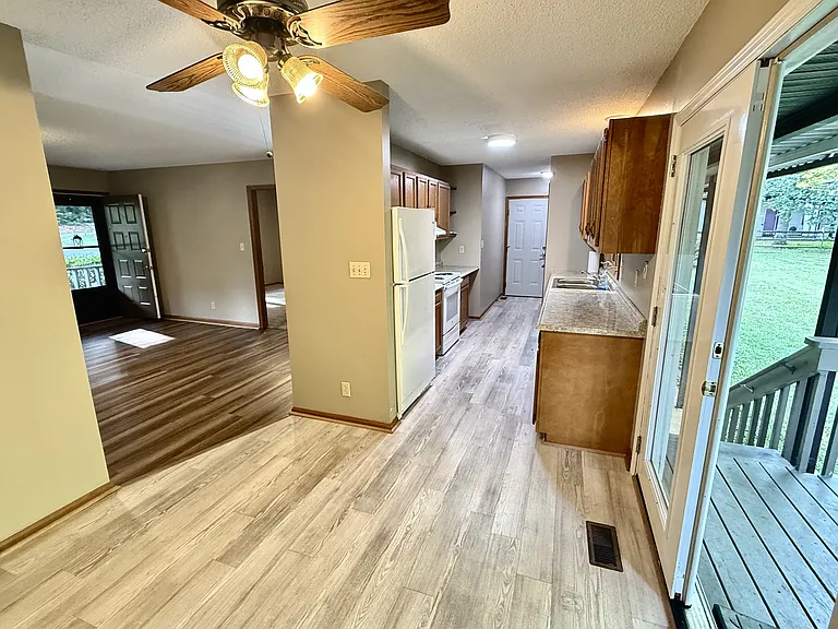 882 Glenn Bridge Rd SE — Photo 17