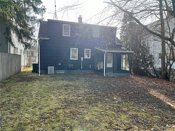 3rd image of 408 Bennett St
