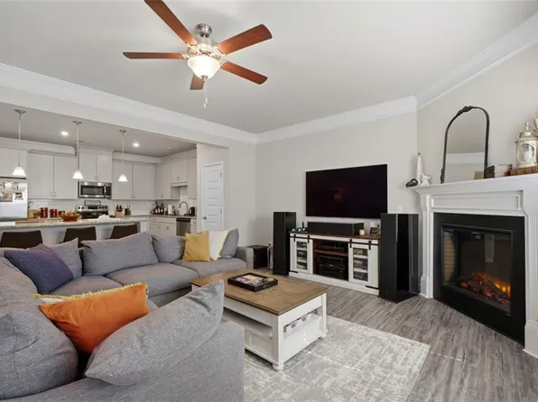 227 Witter Way, Woodstock, GA 30188