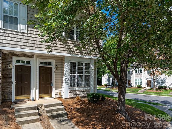 2nd image of 575 Goldstaff Ln