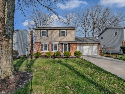 469 Riverdale Dr, Eastlake, OH, 44095