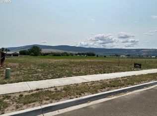 10603 Greg Ln, La Grande, OR 97850