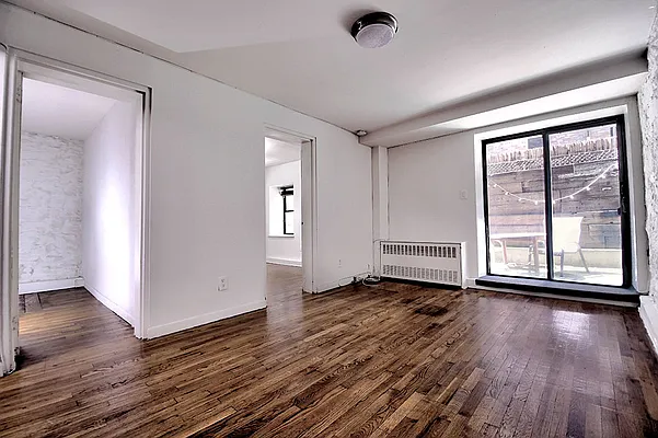 Rented by Urbane Brokerage | media 11