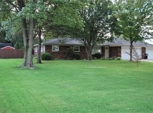 253 N Windswept Rd, Greenfield, IN 46140