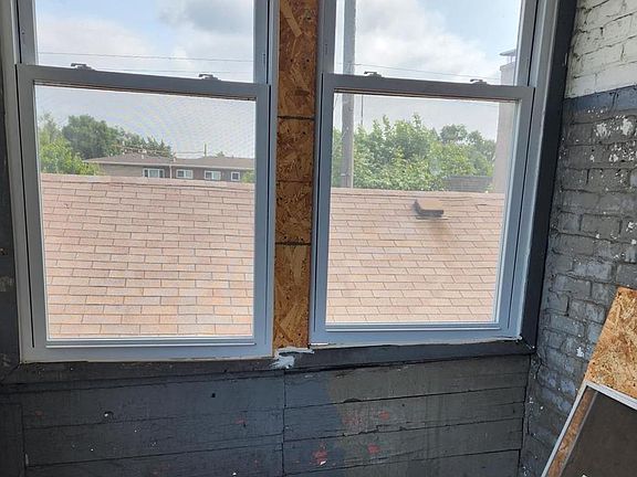 4th image of 4027 Drummond St