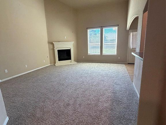 4th image of 3209 Featherwood Ln
