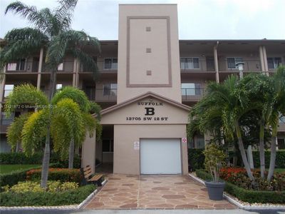 13705 SW 12th St APT 112B, Pembroke Pines, FL, 33027