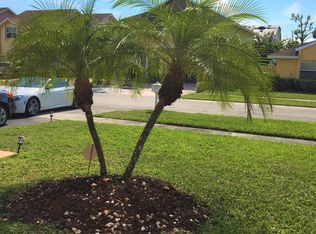 9741 SW 13th St, Pembroke Pines, FL 33025