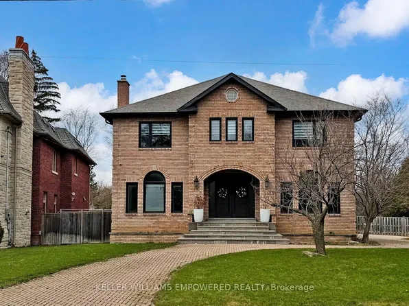 20 Blaine Dr, Toronto, ON M3B 2G4